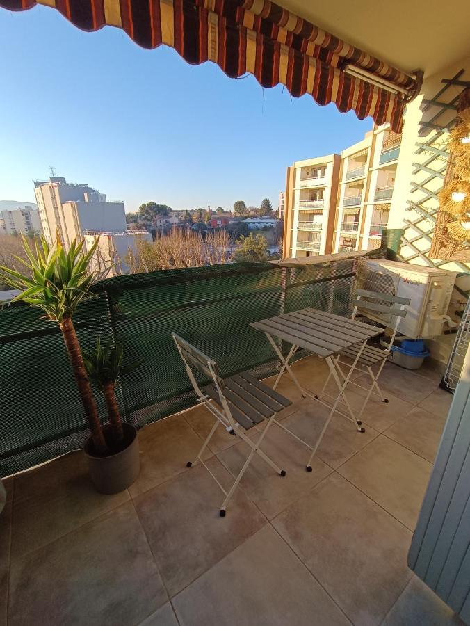 Appartement Climatise Terrasse Parking 8 Couchages Marseilles Exterior foto